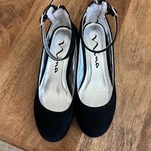 Black Velvet Little Girls Dress Heels